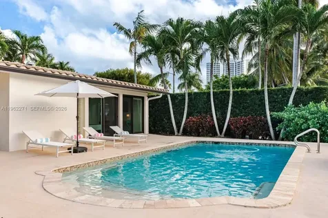 636 Hibiscus Drive Hallandale Beach FL 33009