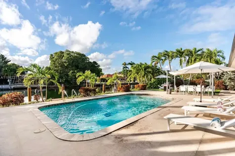636 Hibiscus Drive Hallandale Beach FL 33009