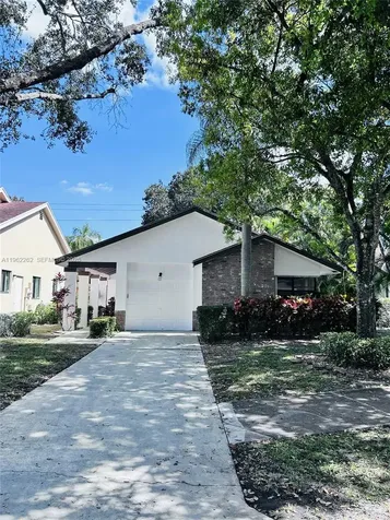 2560 Calamondin Circle Coconut Creek FL 33063