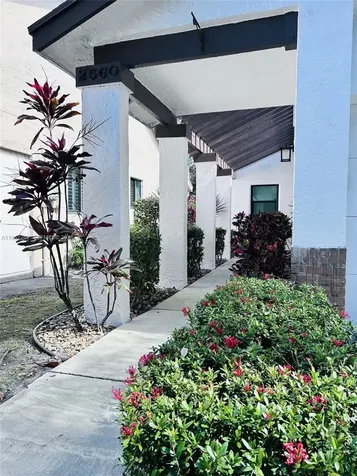 2560 Calamondin Circle Coconut Creek FL 33063
