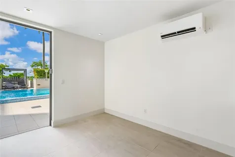 515 Valencia Avenue Coral Gables FL 33134