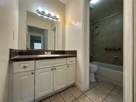 1008 NW 45th Avenue Miami FL 33126