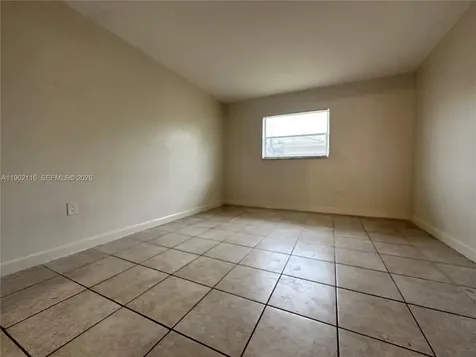 1008 NW 45th Avenue Miami FL 33126