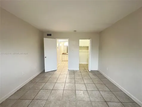 1008 NW 45th Avenue Miami FL 33126