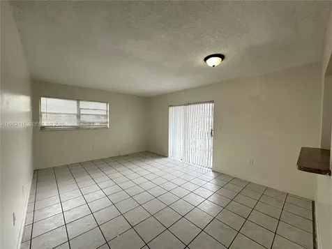 1008 NW 45th Avenue Miami FL 33126