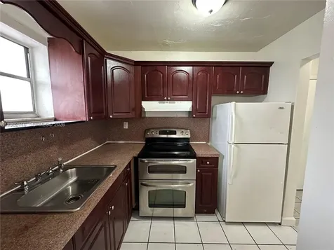 1008 NW 45th Avenue Miami FL 33126