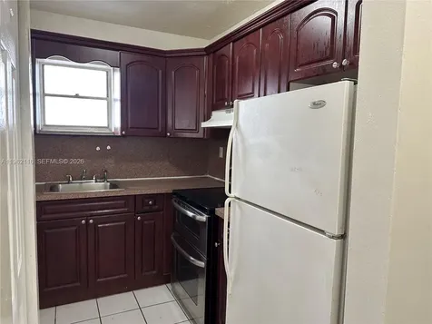 1008 NW 45th Avenue Miami FL 33126