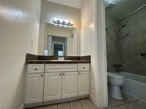 1008 NW 45th Avenue Miami FL 33126