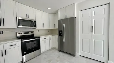 40 NW 125th Street North Miami FL 33168