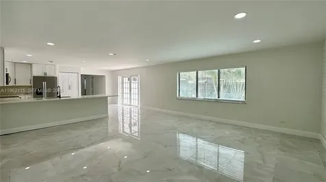 40 NW 125th Street North Miami FL 33168