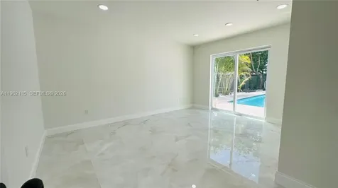 40 NW 125th Street North Miami FL 33168