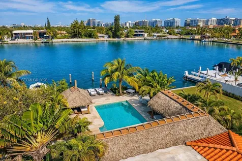 621 86th Street Miami Beach FL 33141