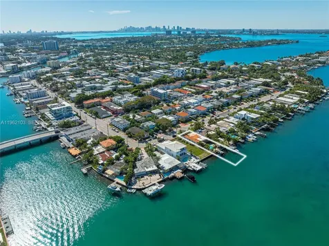 621 86th Street Miami Beach FL 33141