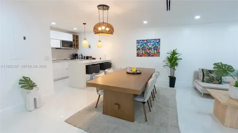 1851-1853 NW 22nd Place Miami FL 33125