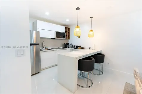 1851-1853 NW 22nd Place Miami FL 33125