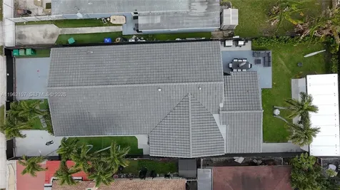 1851-1853 NW 22nd Place Miami FL 33125
