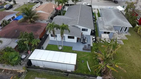 1851-1853 NW 22nd Place Miami FL 33125
