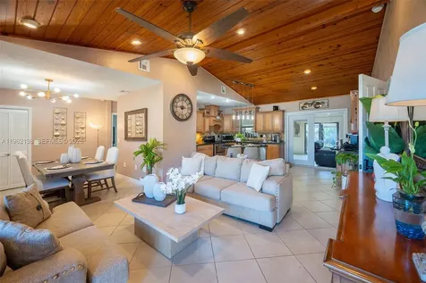 1760 NW 12th Avenue Homestead FL 33030