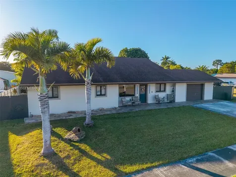 1760 NW 12th Avenue Homestead FL 33030