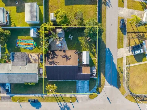 1760 NW 12th Avenue Homestead FL 33030