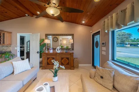1760 NW 12th Avenue Homestead FL 33030