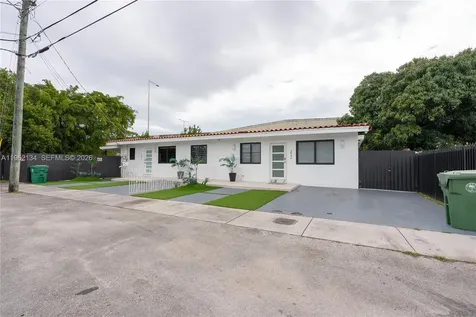 2840-2842 NW 13th Street Miami FL 33125