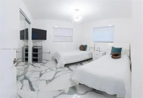 2840-2842 NW 13th Street Miami FL 33125