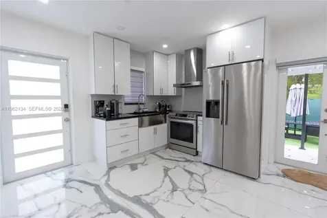2840-2842 NW 13th Street Miami FL 33125