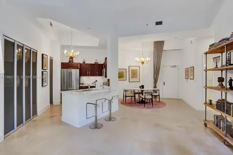 20000 E Country Club Drive Aventura FL 33180