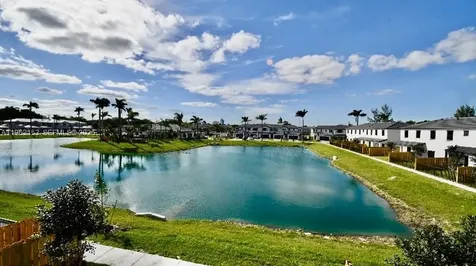4949 Peacock Way Dania Beach FL 33312