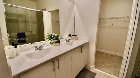 4949 Peacock Way Dania Beach FL 33312