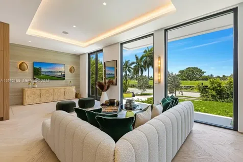 2499 N Meridian Avenue Miami Beach FL 33140