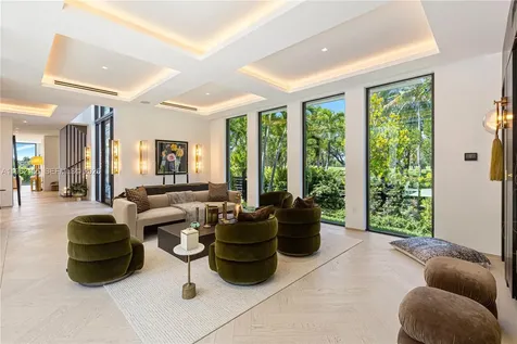 2499 N Meridian Avenue Miami Beach FL 33140