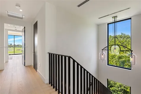 2499 N Meridian Avenue Miami Beach FL 33140
