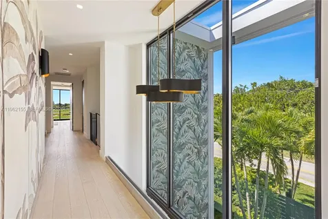 2499 N Meridian Avenue Miami Beach FL 33140