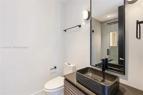 2499 N Meridian Avenue Miami Beach FL 33140