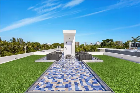 2499 N Meridian Avenue Miami Beach FL 33140