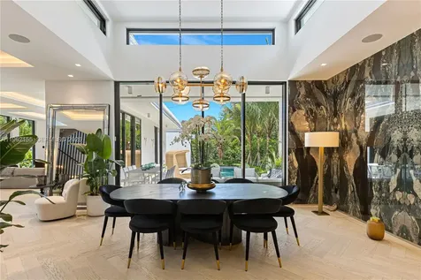 2499 N Meridian Avenue Miami Beach FL 33140