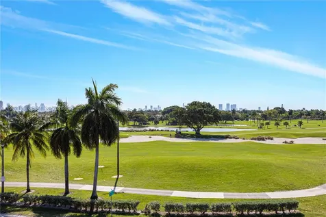 2499 N Meridian Avenue Miami Beach FL 33140
