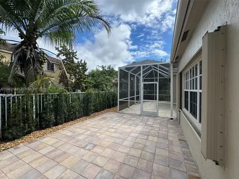 4273 Fox Ridge Drive Weston FL 33331