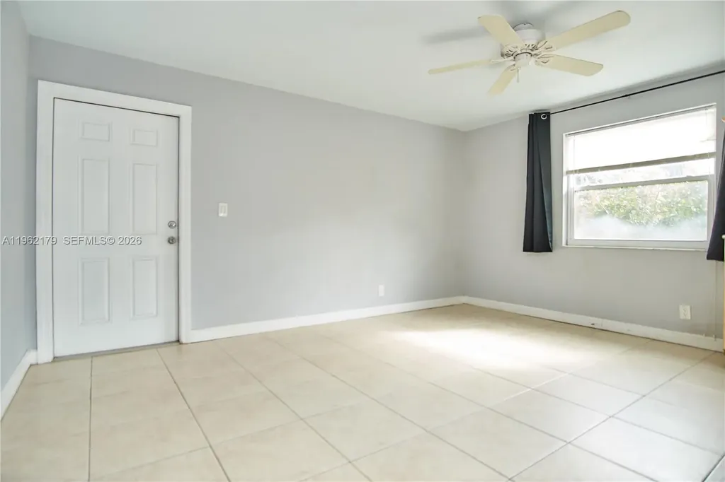 25 NE 12th Street Fort Lauderdale FL 33304