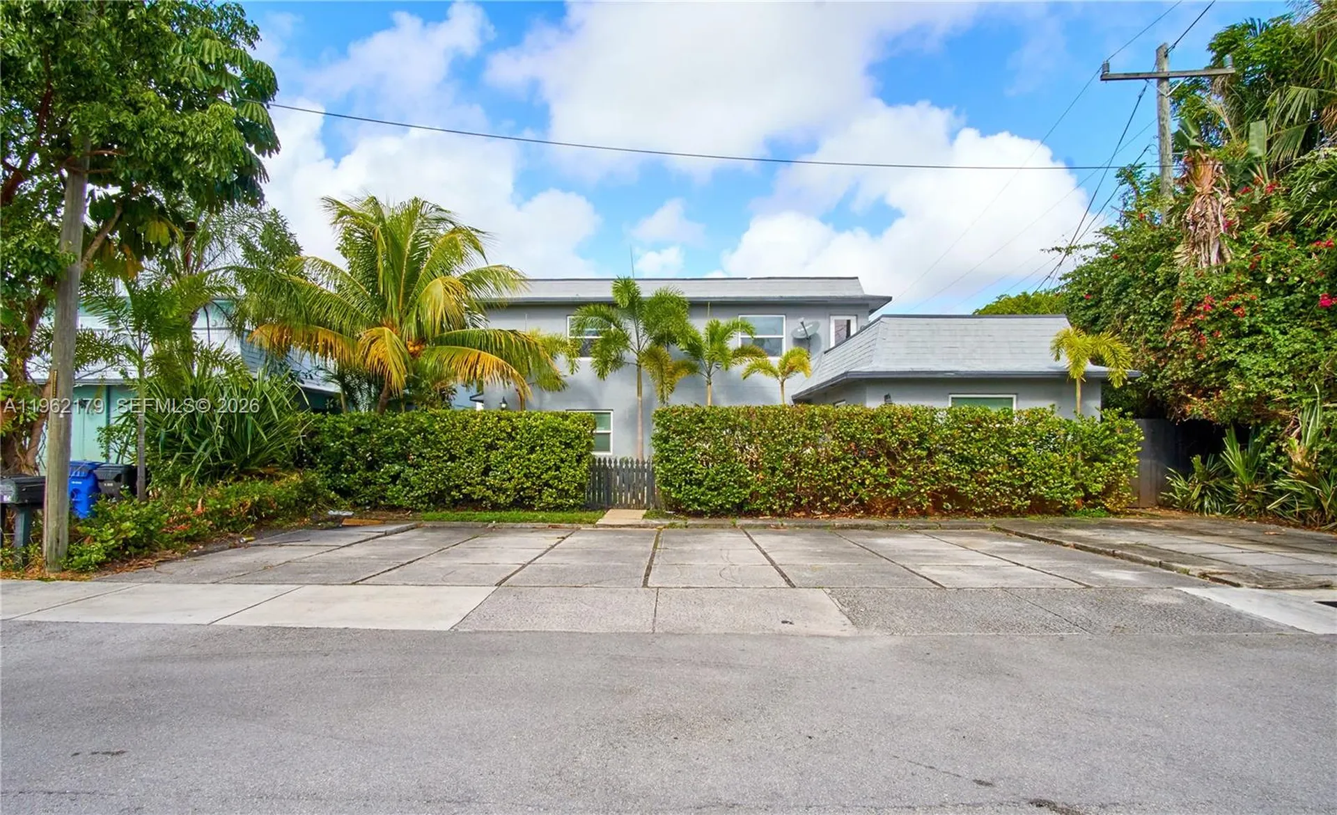 25 NE 12th Street Fort Lauderdale FL 33304