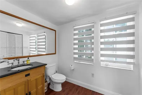 1826 Fairhaven Place Miami FL 33133