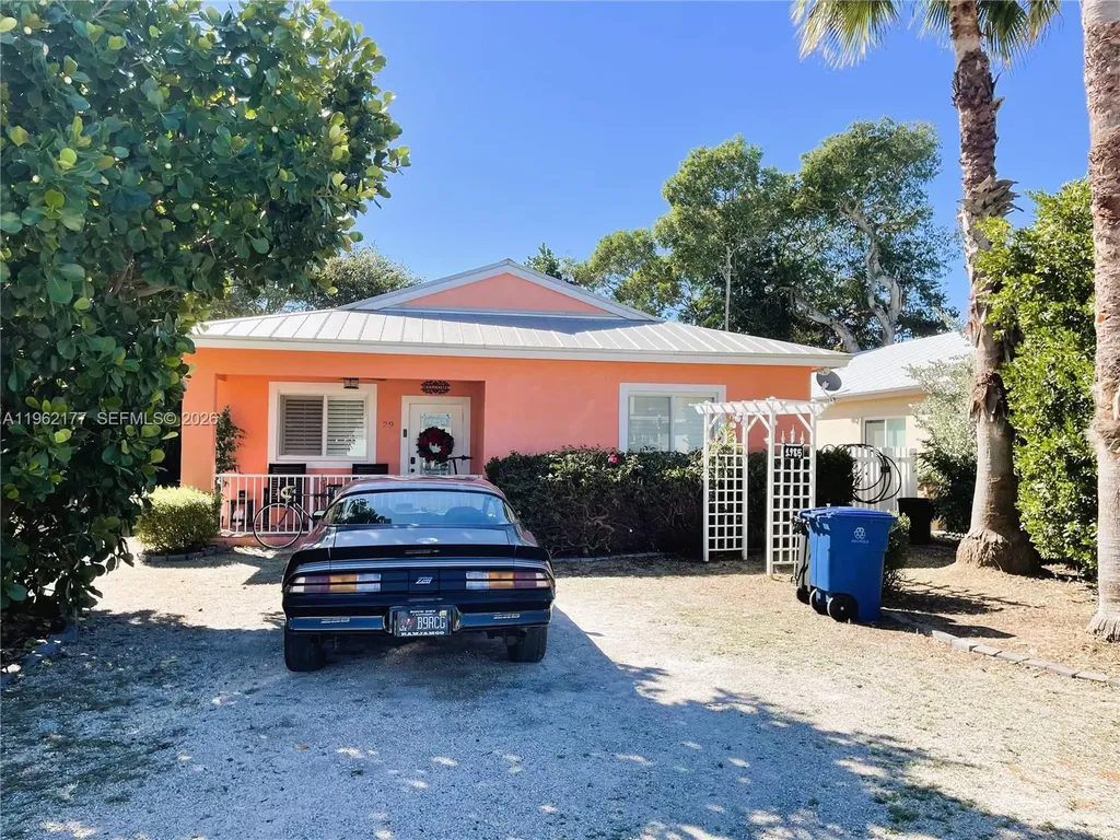 29 Bass Avenue Key Largo FL 33037