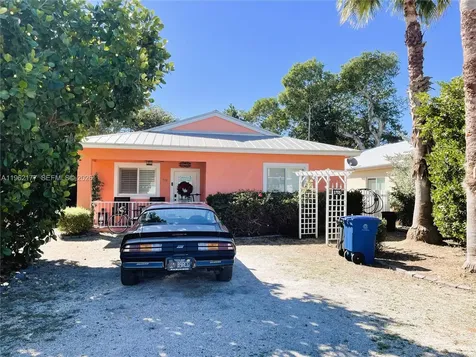 29 Bass Avenue Key Largo FL 33037
