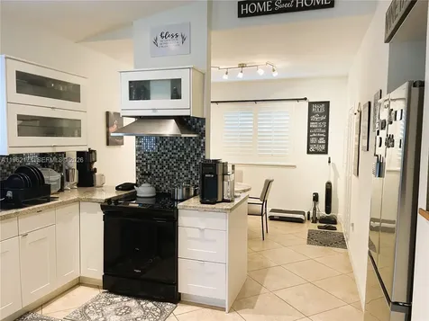 29 Bass Avenue Key Largo FL 33037