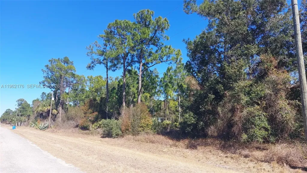 665 S Palm Street Clewiston FL 33440