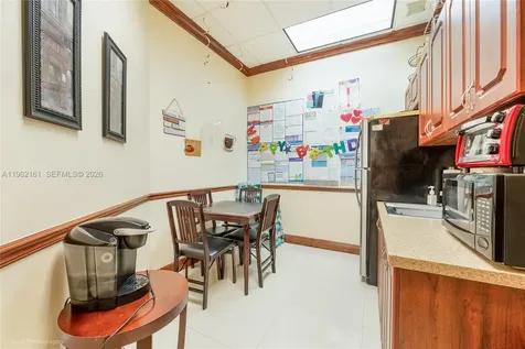 135 San Lorenzo Avenue Coral Gables FL 33146