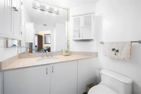 6365 Collins Avenue Miami Beach FL 33141