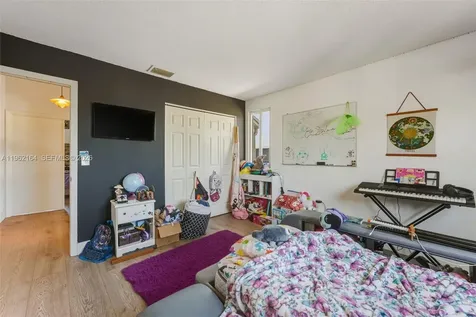 235 SW 159th Way Sunrise FL 33326